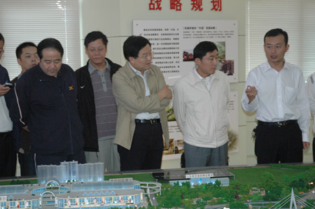 2025012415500607607 山西省交通运输管理局考察团领导莅临集团参观考察