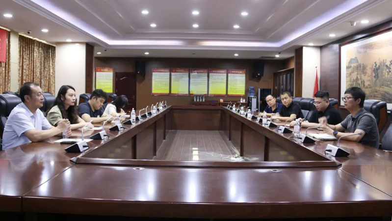 20250326211490669066 吉利控股集团到集团参观交流