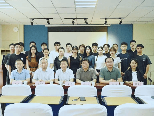20250327134125812581 济南大学第二届“优德88官方网站杯”案例创客大赛颁奖大会顺利举行